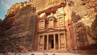 ✨ Unveiling Petra: A Journey Through Time and Stone 🏛️🌄 #DiscoverPetra #DesertAdventures