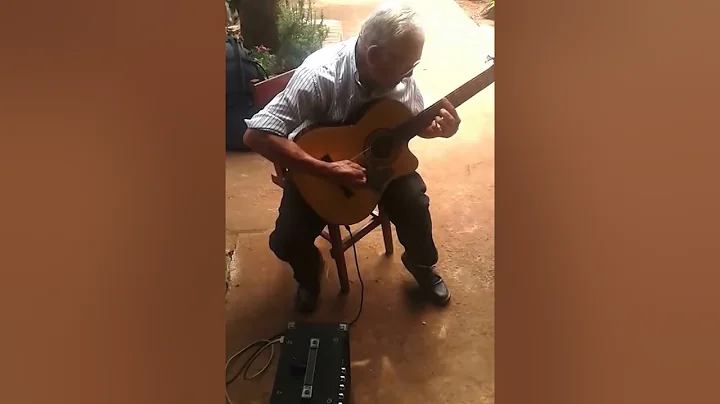 Don Candido Torres tocando Pjaro Campana