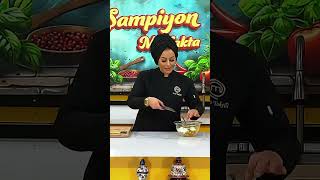 Rus Salatasi Kremamsi̇ Ve Vazgeçi̇lmez