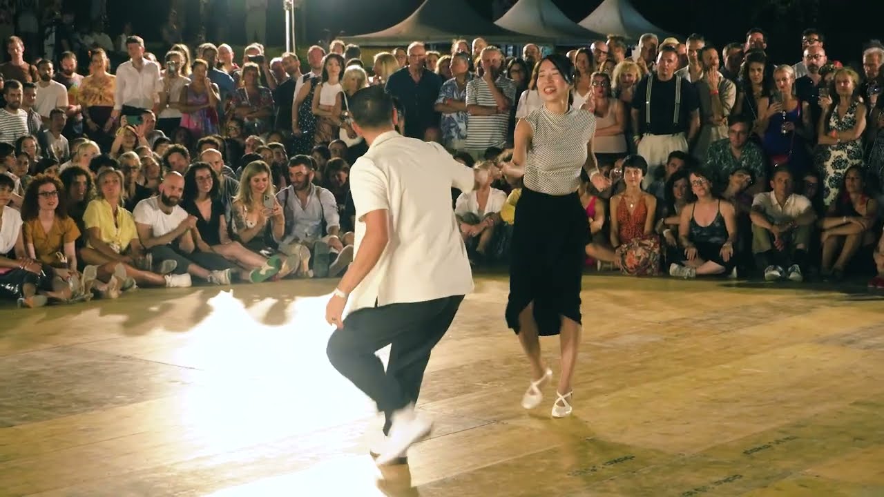 Hyunjung & Nicolas - Lindy Hop improvisation