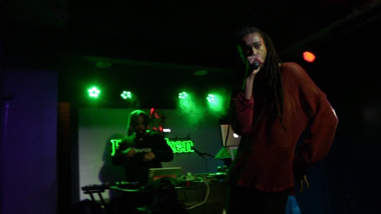 Topaz Jones (Live Snippet) - Pub Webb