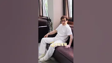Jackie Chan wants you to be HIS GUEST 🏨 [Kuaishou 快手 20220919]