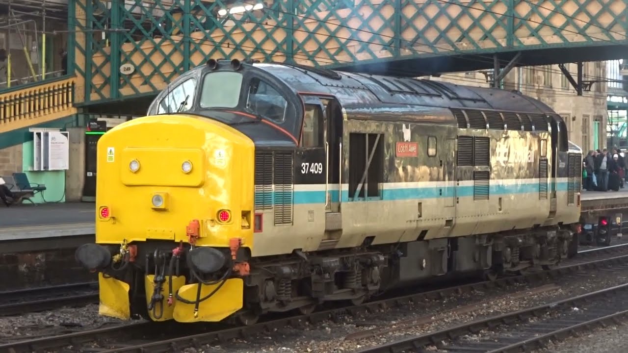 The LSL Class 37 ‘Tractor’ BR InterCity ScotRail Livery No.37409 'Loch Awe'. (in View Scene)