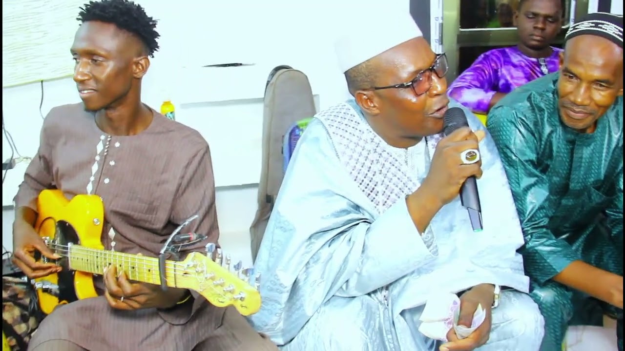 AMADI SAKÉ _HAMA BARRY  VOL 4