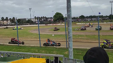 Waikaraka Park Speedway six shooters heat 1 03.01.23