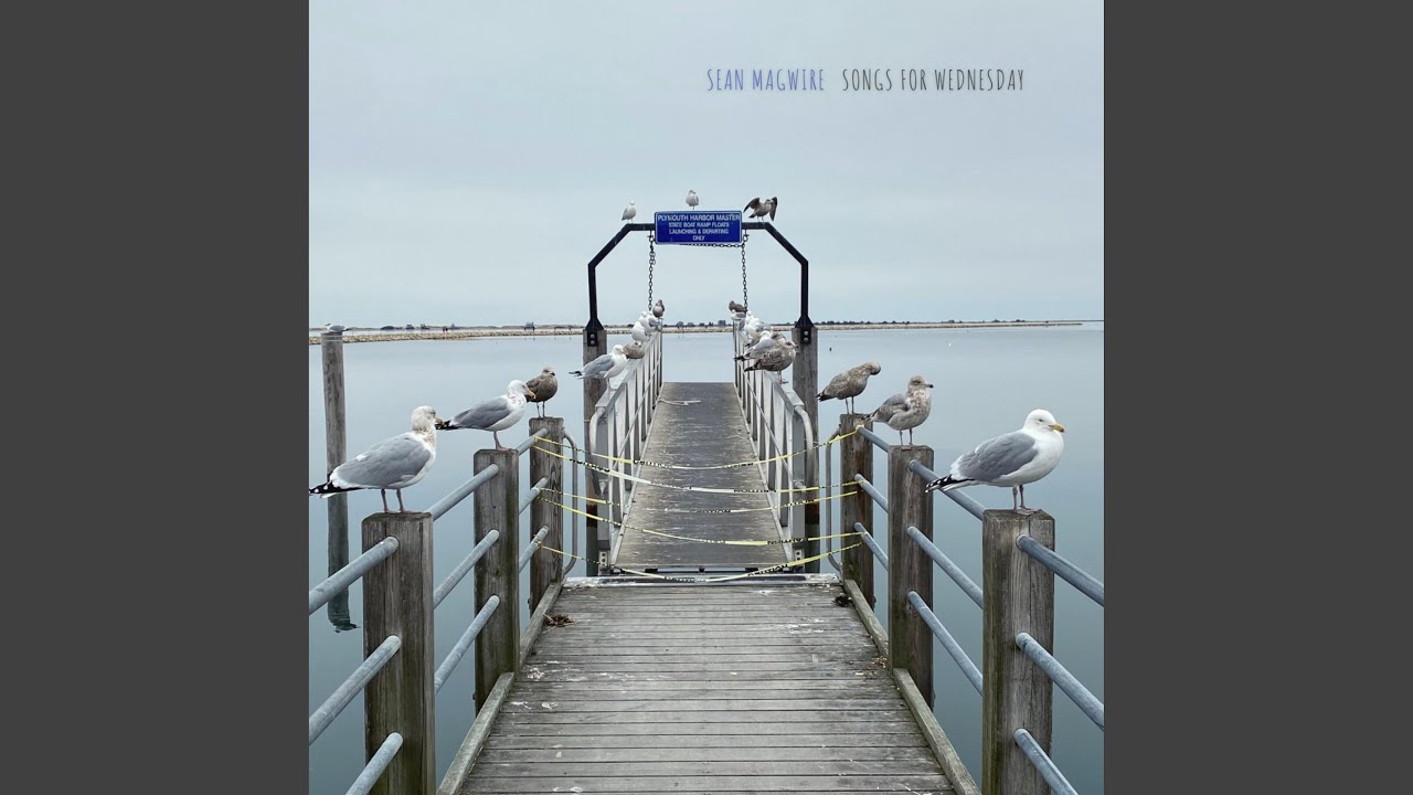 Bluest Gray auf YouTube ansehen Bluest Gray auf YouTube ansehen