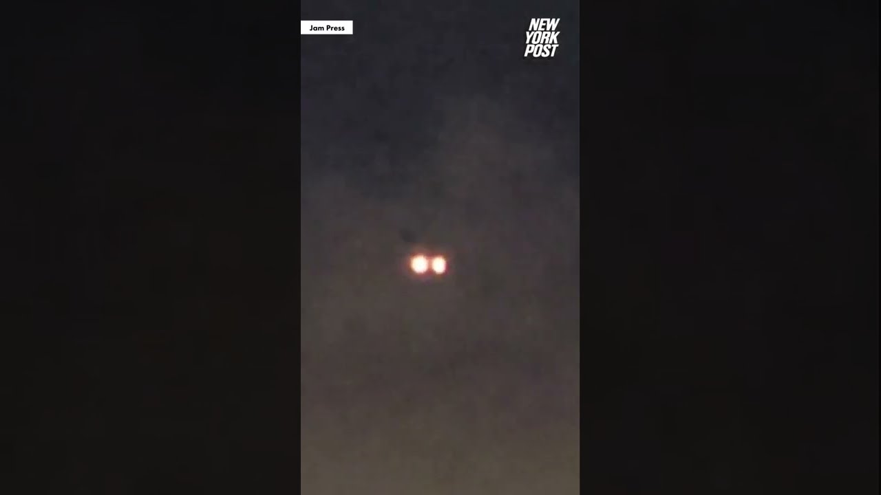 Video shows 2 mysterious lights in the sky, twin UFOs? #shorts | New York Post