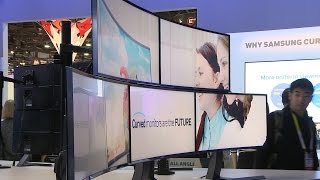 Learning to Love Curved Displays - CES 2015