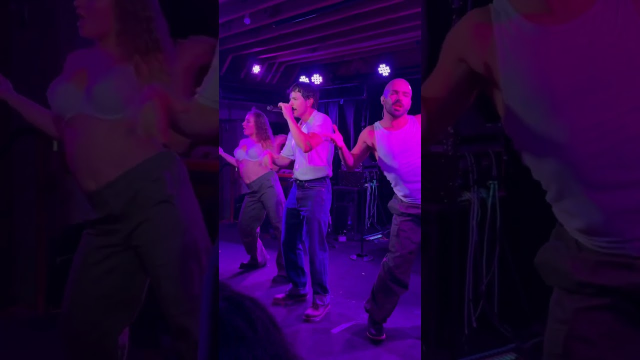 Ok alright David Archuleta live in Phoenix 