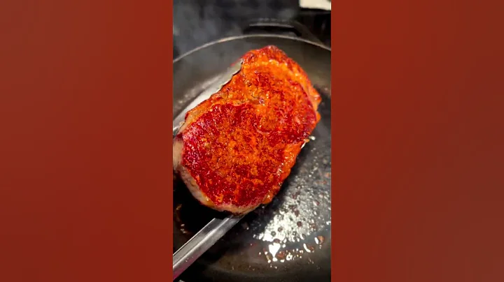 Australian Wagyu 🇦🇺🥩   the beauty of well marbled wagyu beef & a good pan = crust