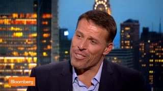 Tony Robbins Remembers Meeting Carl Icahn and Warren Buffett Tony Robbins Remembers Meeting Carl Icahn and Warren Buffett