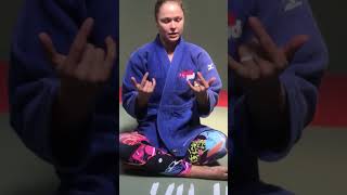 Let Ronda Rousey Teach You How To Tape Your Fingers For Judo!