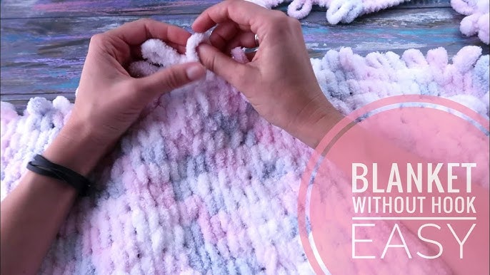 How to Make a Loop Yarn Blanket - Cutesy Crafts