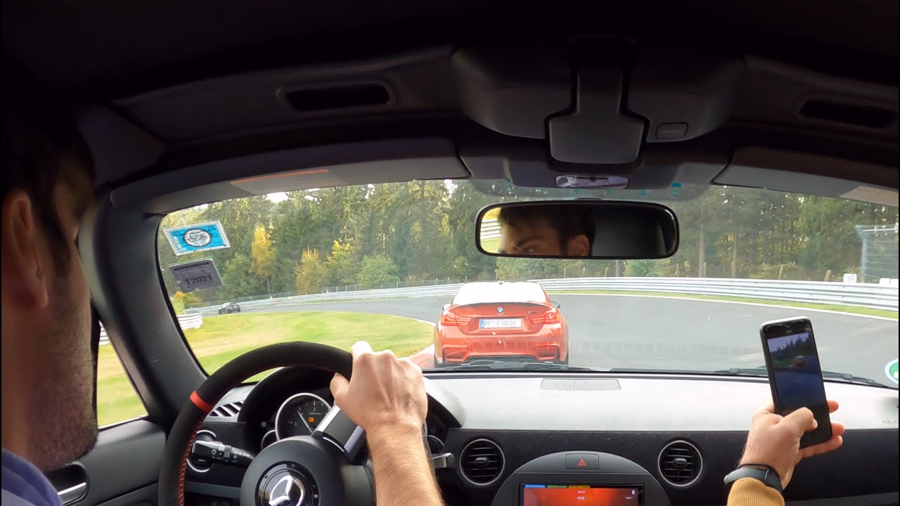 Nürburgring Nordschleife BTG Mazda Mx5 NC facing BMW drivers