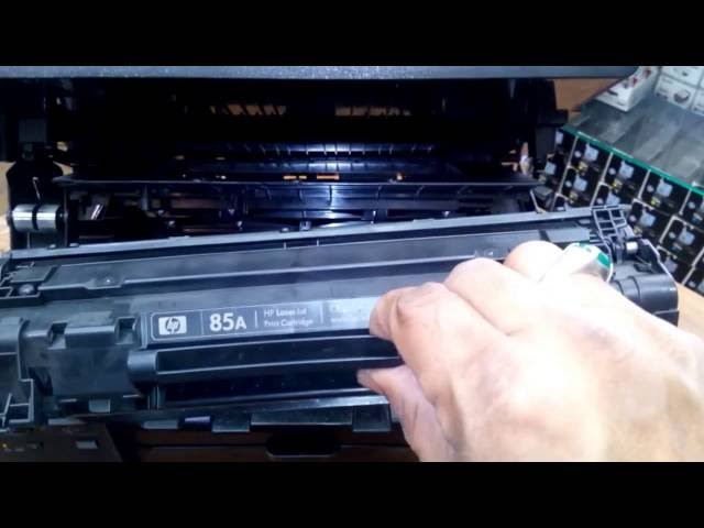 Replacing Toner Cartridge on HP Laserjet M1132 Printer - YouTube