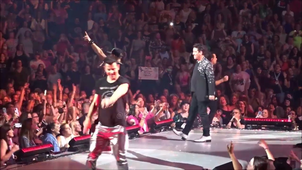 new-kids-on-the-block-pays-homage-to-80s-90s-dance-music