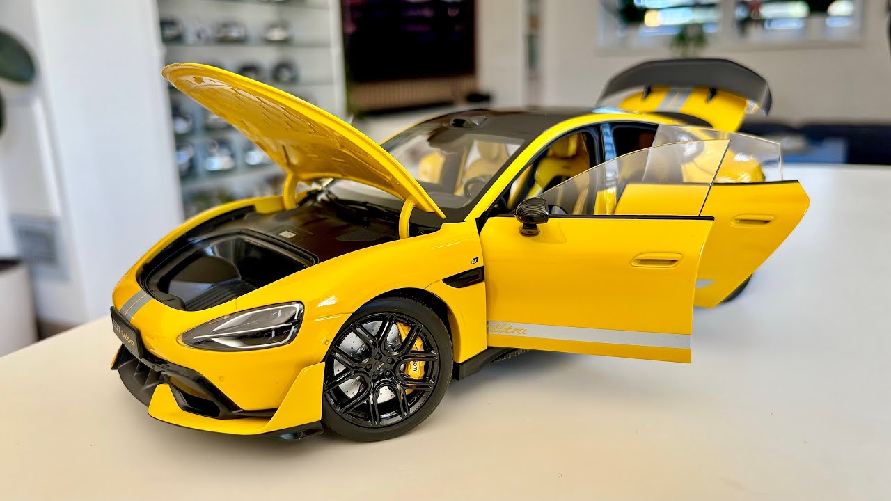 Xiaomi SU7 Ultra 1/18 ダイキャストモデルカー Review: Xiaomi SU7 Ultra 1:18 diecast model car - YouTube