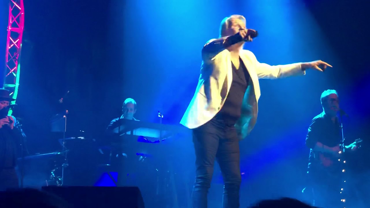 Fairytale of New York, Johnny Logan