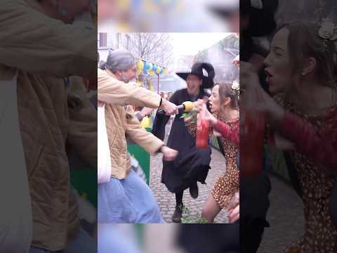Helga beim Karneval