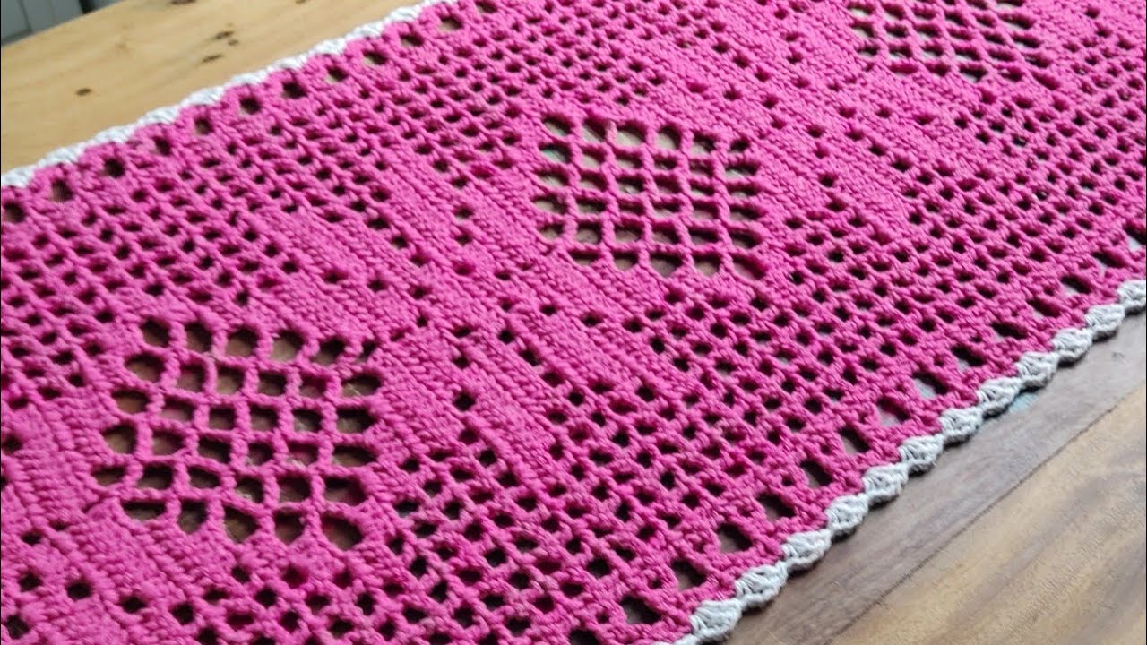 TRILHO DE MESA ESTRELAS CROCHÊ FILÉ ( VERSÃO CANHOTO)