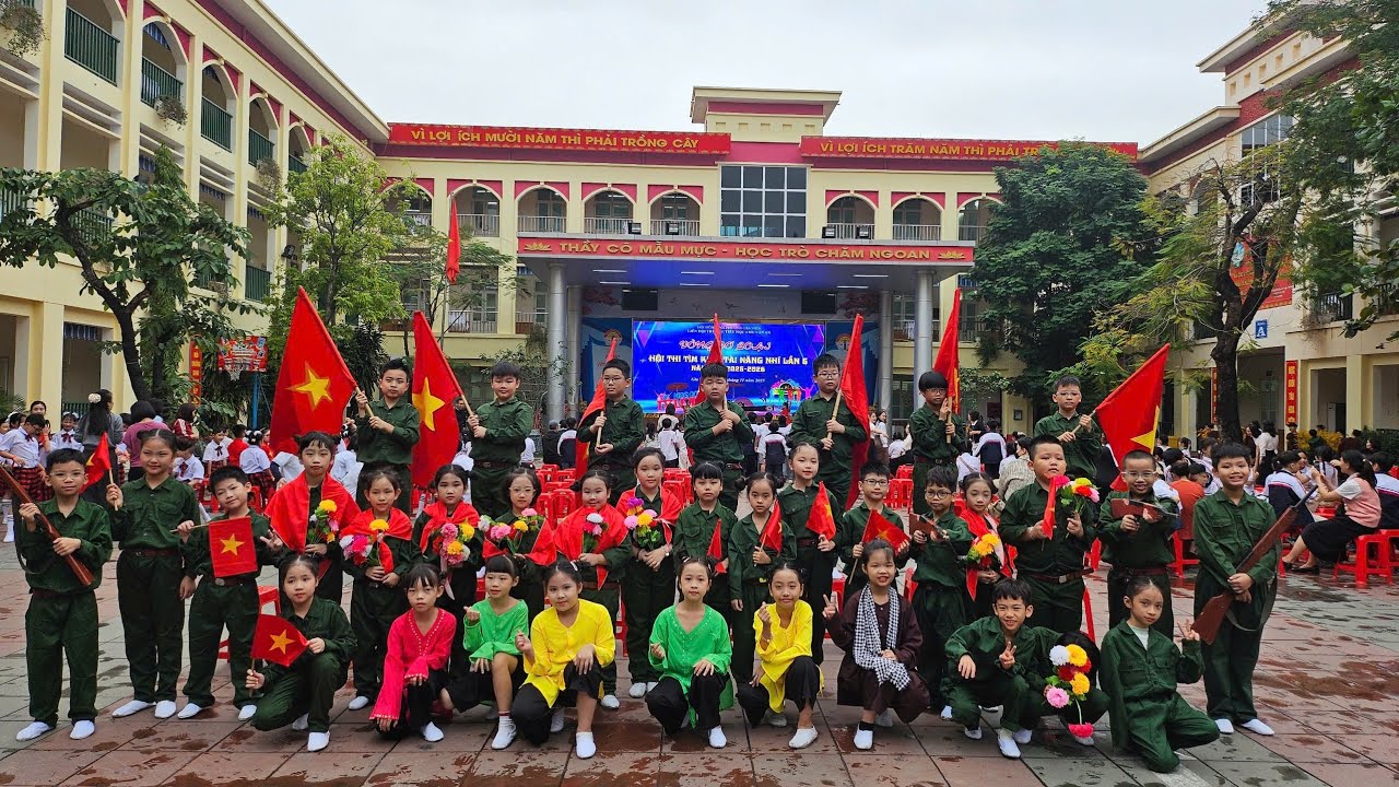 Biểu diễn hoạt cảnh : 