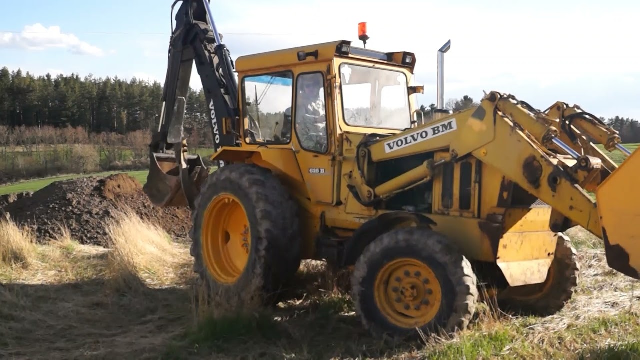 Traktorgrävare Volvo BM 616 B