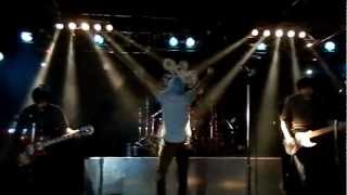 "23 Days" by Framing Hanley Live at The Machine Shop
