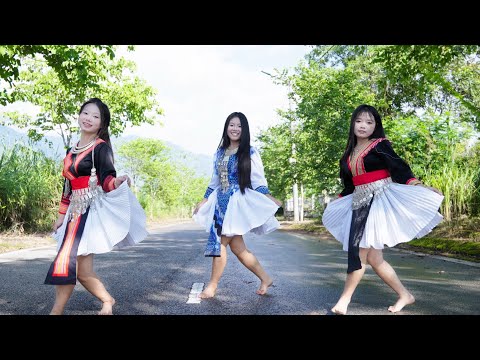 Excellent Dance Performance by 3 Beautiful Hmong Girls Dance_Leej Twg Tus Ntxhais_NkaujHmoobSeevCev