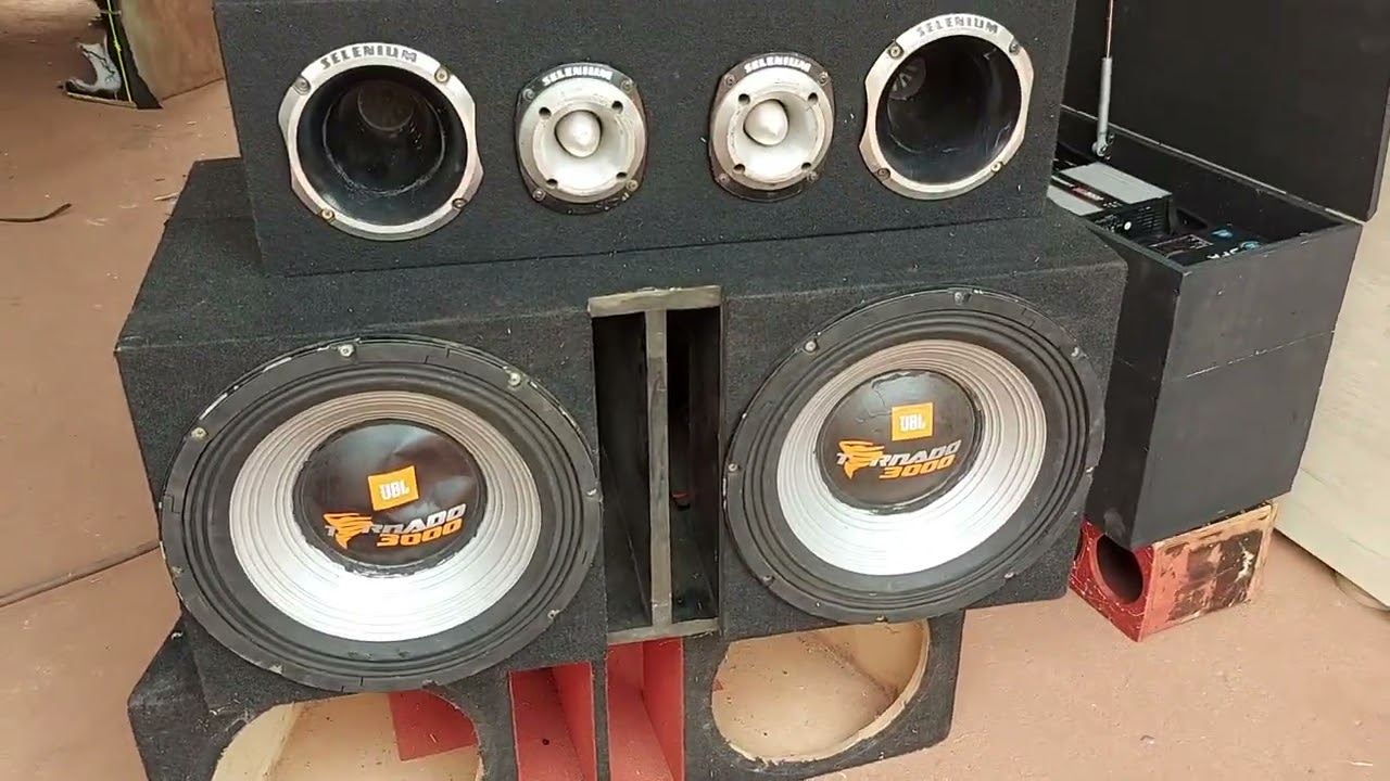Tornado 3000 Tocando Sertanejo m dulos Taramps YouTube tornado-3000-tocando-sertanejo-m-dulos-taramps-youtube
