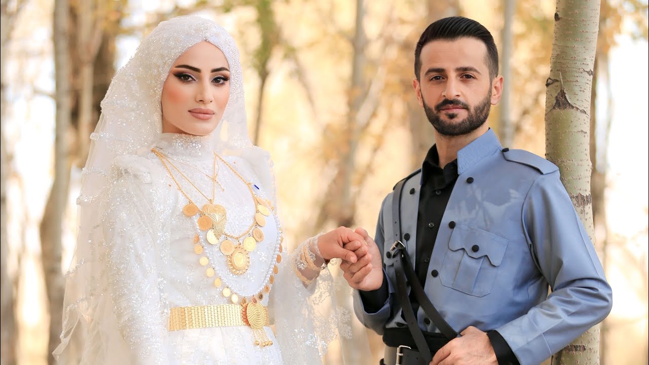 Ak ailesinin düğünü