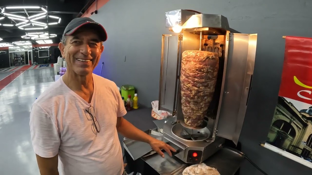 Matiusso's Churrasco Grego na inauguração da nova loja VENETO STUDIO