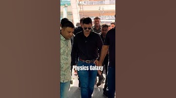 God Of Physics Now at Kota #kotakibaat #physicsgalaxy #ashisharora #physics #iit #motivation