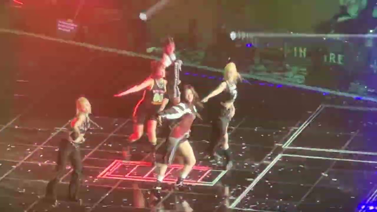 2024 Weverse con / LE SSERAFIM - Eve, Psyche & the Bluebeard’s wife