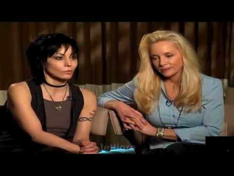 Joan Jett & Cherie Currie talk The Runaways