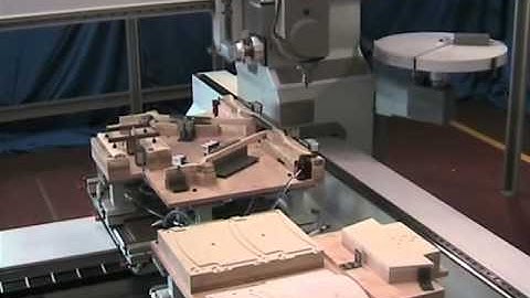 MÁY PHAY GIA CÔNG TRUNG TÂM CNC ROUTER 5 TRỤC PADE