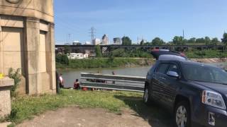 Dive team searching for man in Cuyahoga River