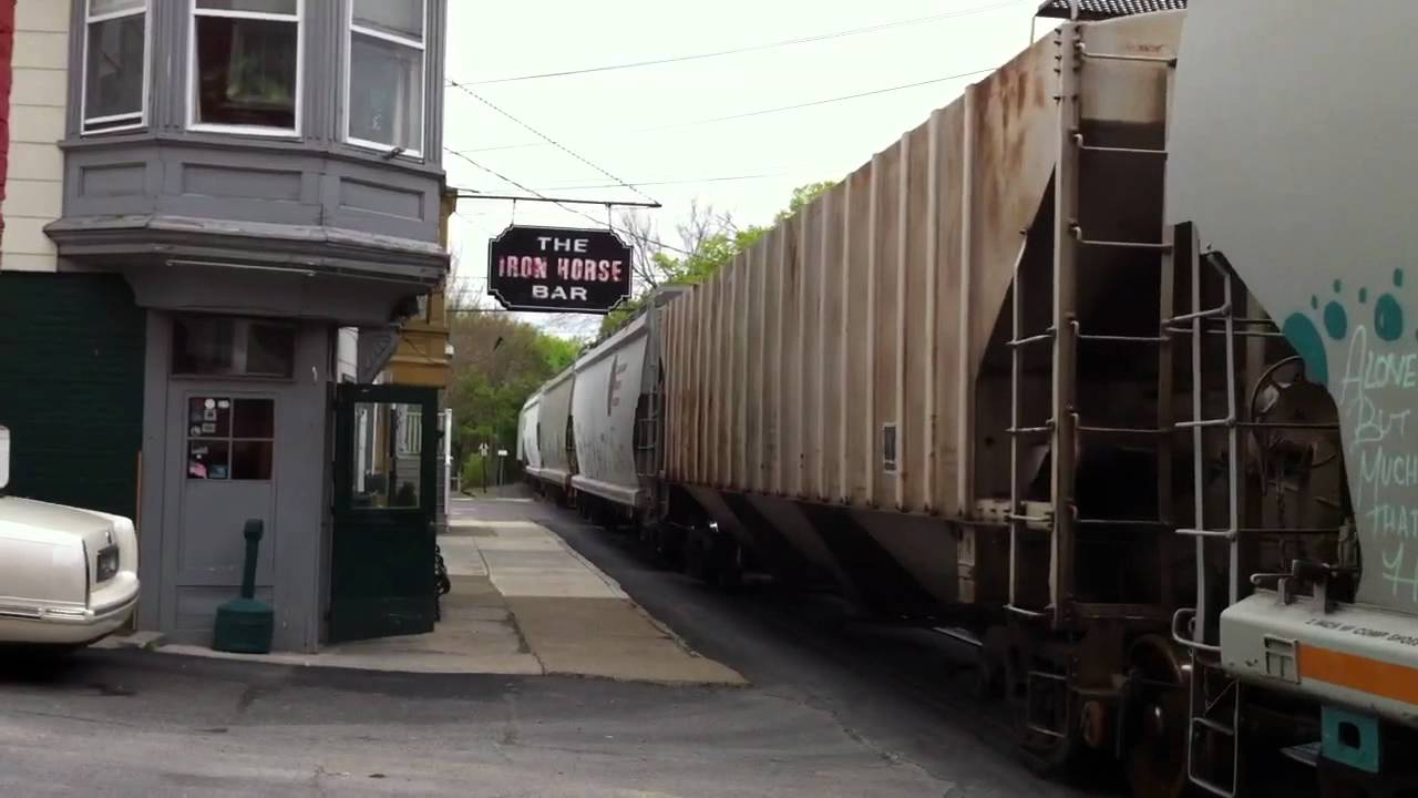 CSX freight street running outside the Iron Horse Bar, Hudson, NY YouTube