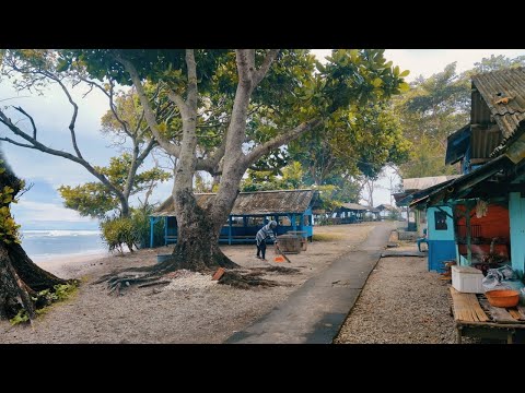 Menikmati Suasana Kampung Pinggir Pantai Yg Super Bersih Dan Indah, Sambil Ngeliwet Dan Bakar Ikan.