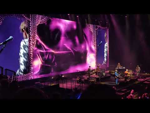 Split Enz - Strait Old Line (live @ Rod Laver Arena, Melb, May 2026)