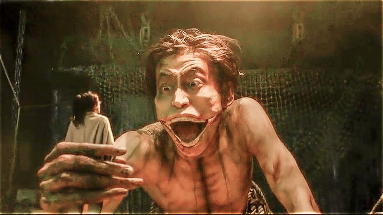 Devler İnsan Irkının Yarısını Yedi ve Kalanlar İnsanlar Yüksek Duvarlar İnşa Ettiler (AttackonTitan)