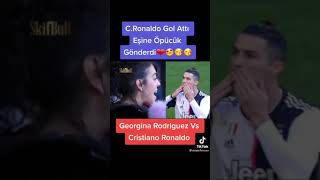 Ronaldo Attı Eşine Öpücük Yolladı