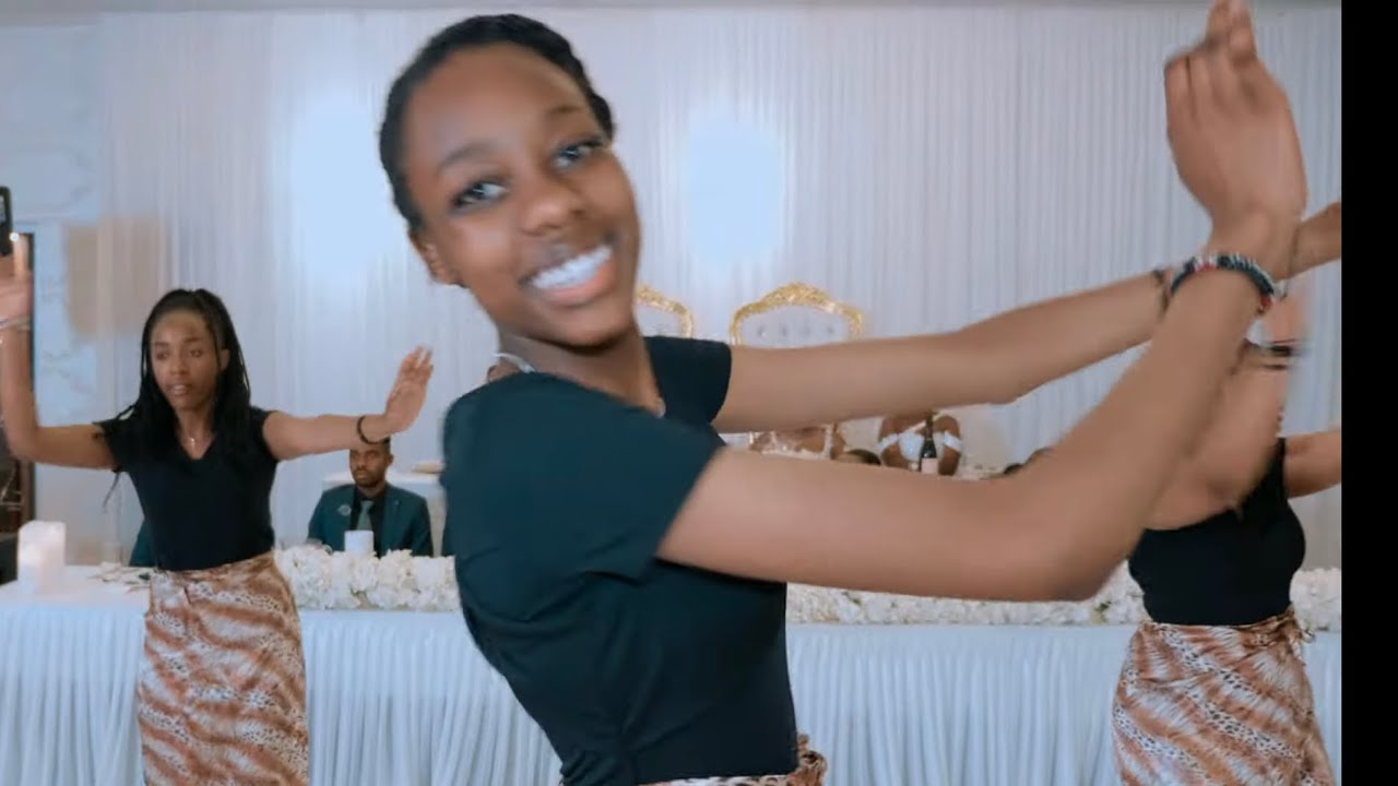 Eric + Solange - Burundian traditional dance 💃 (Adelaide, Australia)