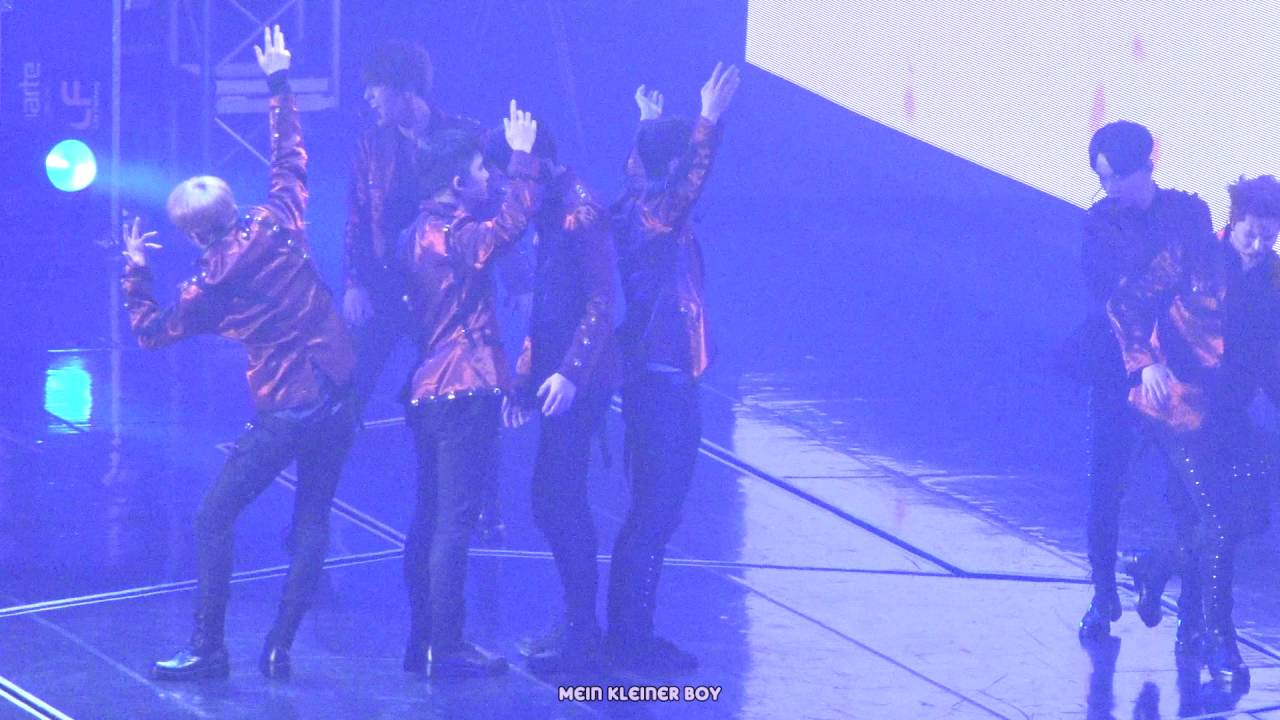 160722-29 The EXO'rDIUM in Seoul - 늑대와미녀Wolf remix edited ver. (D.O. Focus)