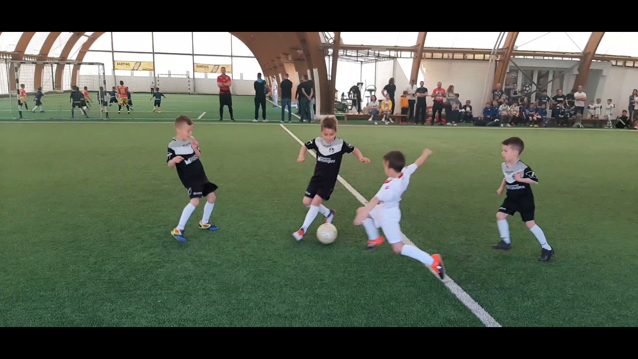 Tika Taka-HSK Zrinjski 1-1 (2014 god.i mladji)