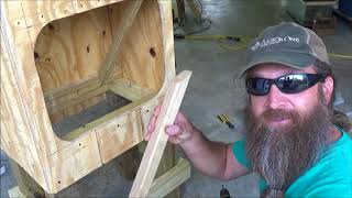 How to make a stand-alone hay feeder for goats. The spacing between the slats is the most important part. This is my own design, 