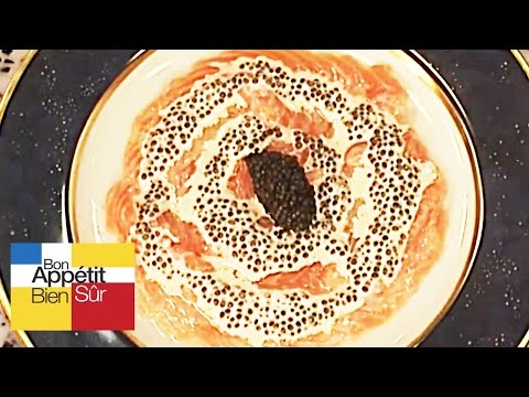Vidéo: Saumon à La Crème De Caviar