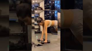 Janhvi Kapoor Bouncing S Janvhi In Bra .