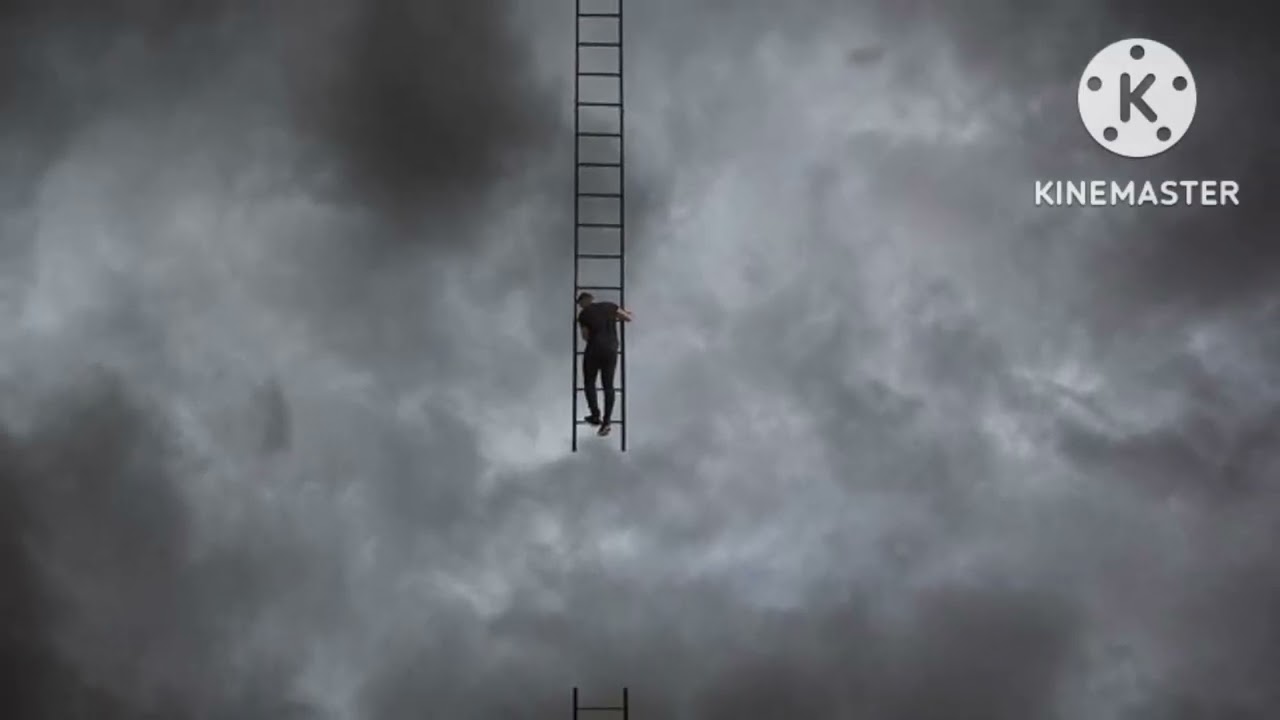 من رانده ز میخانه ام از من بگریزید