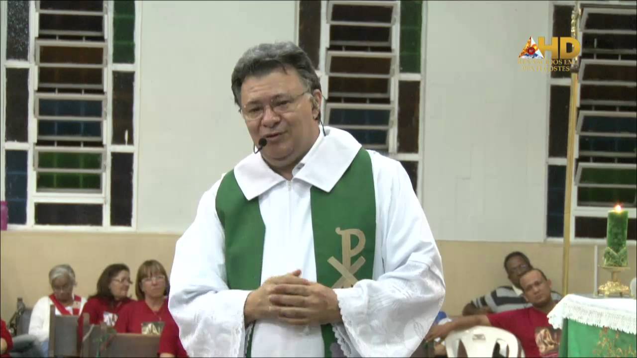 Resultado de imagem para Padre Moacir anastácio