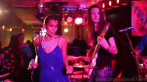 Alison David Talented Eclectic UK Singer For Hire